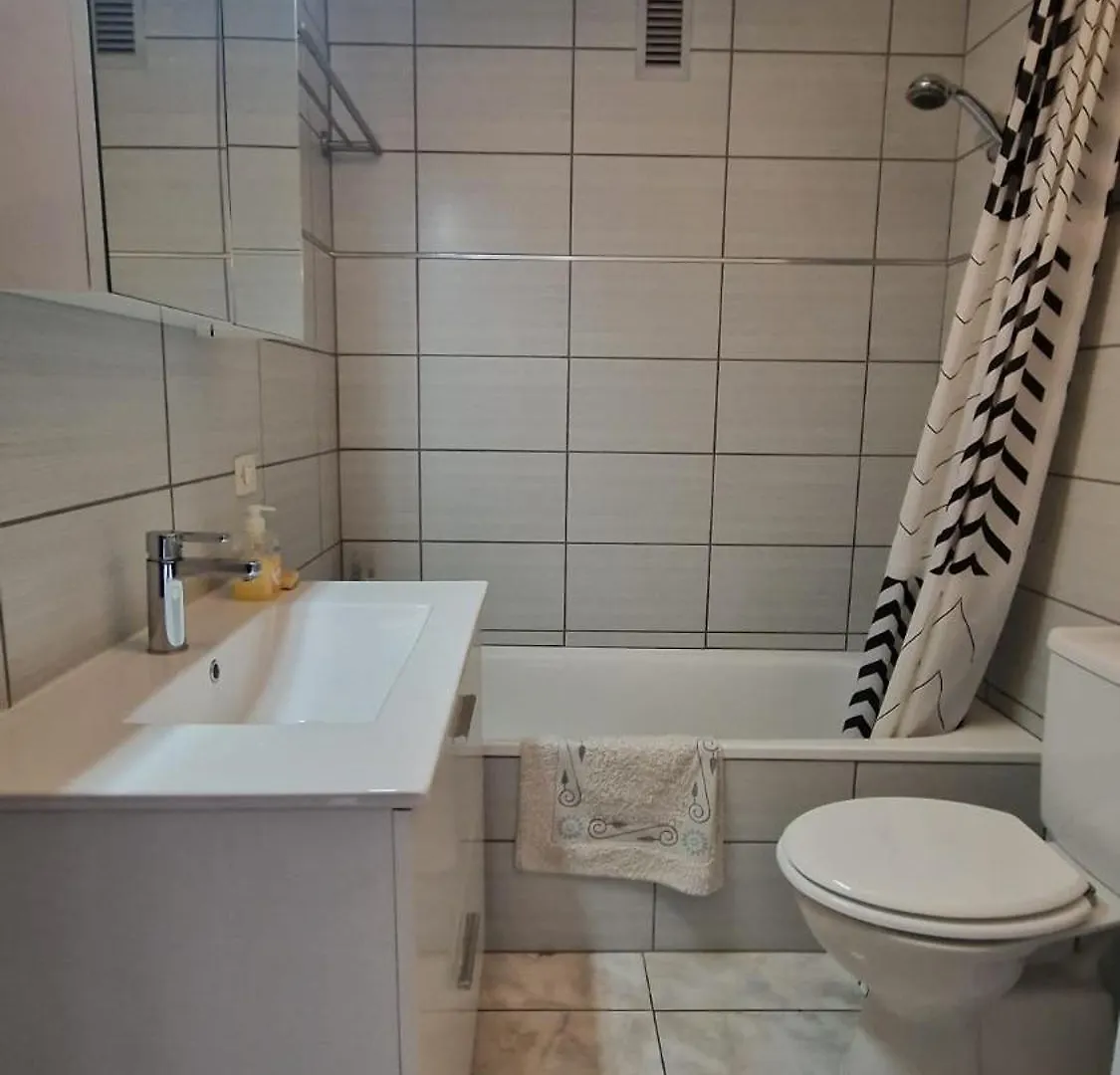 Apartamento Cerca De La Playa Con Vista Roses Spain
